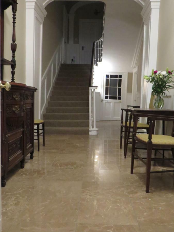 Devon View House 4*